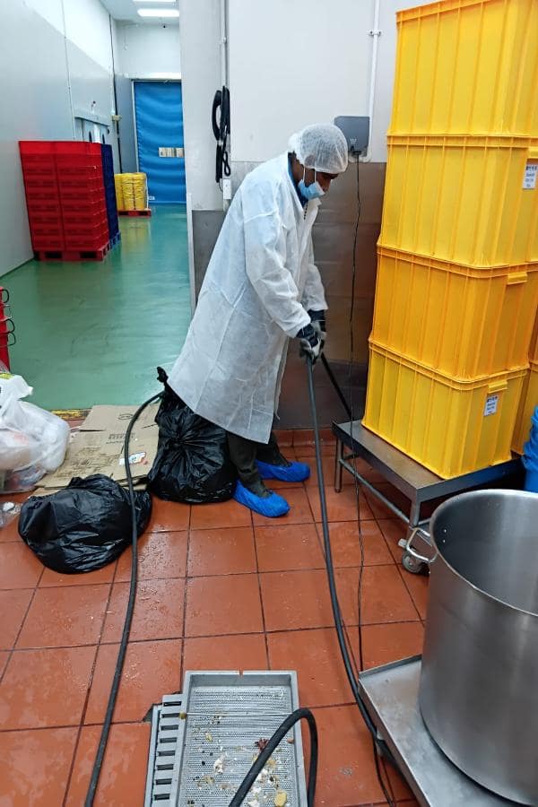 WhatsApp-Image-2025-10-10-at-17.51.18_beec0899