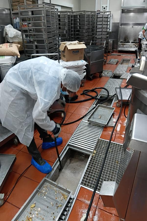 WhatsApp-Image-2025-10-10-at-17.51.18_1ecf6e73